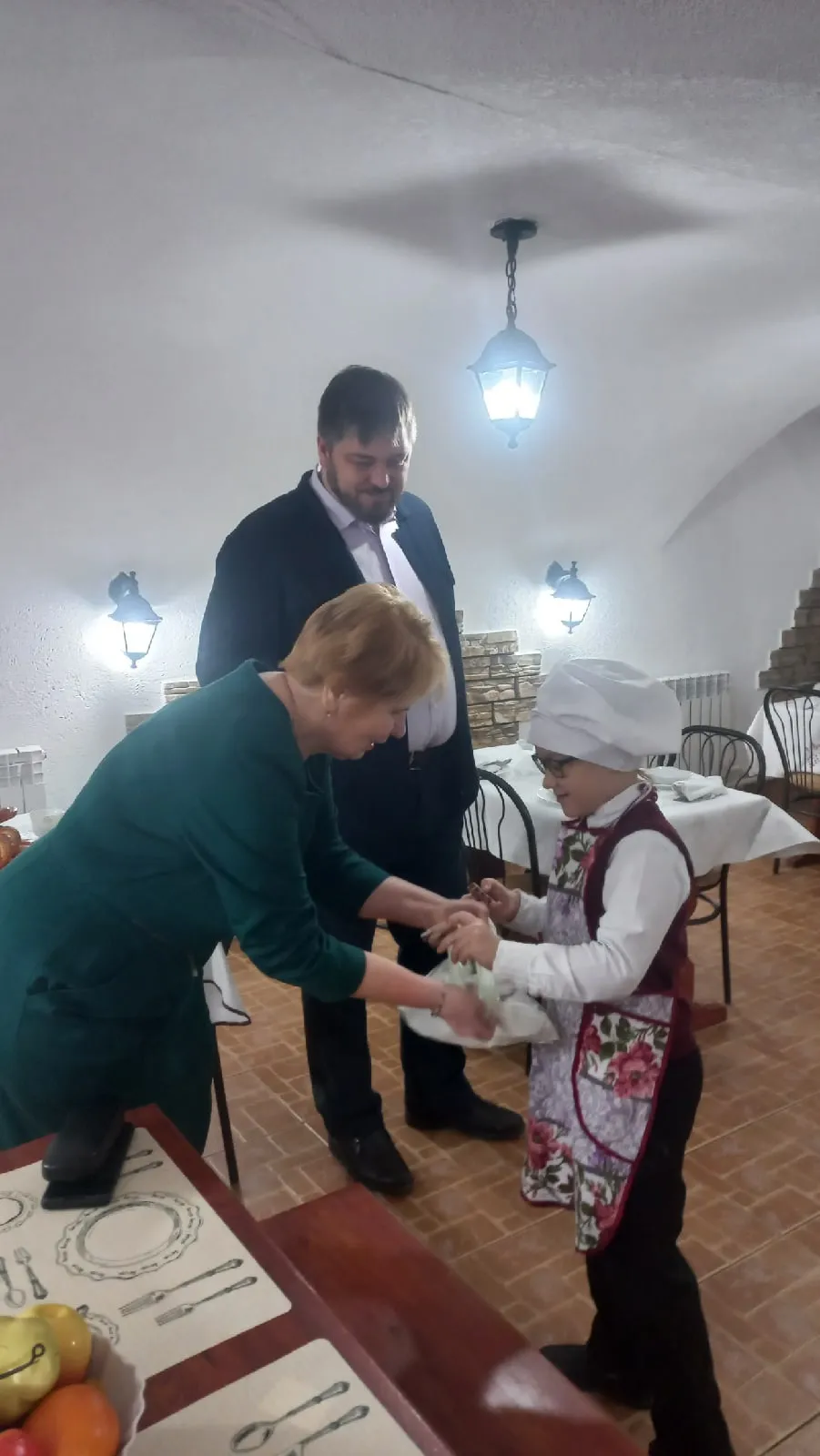 Сегодня в Центре внешкольной работы подводились итоги муниципальных конкурсов творческих работ на тему противодействия коррупции