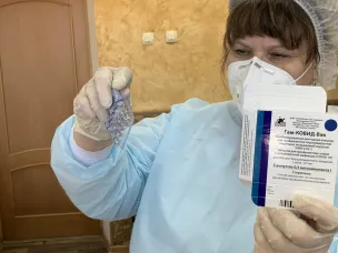 В Богородском округе продолжается массовая вакцинация от коронавируса